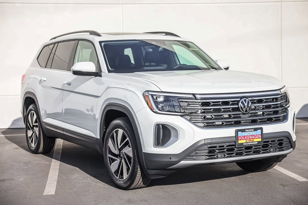 New 2026 Volkswagen Atlas SE FWD image 1