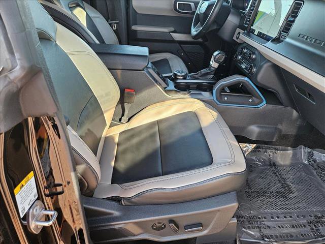 Used 2022 Ford Bronco Wildtrak image 20