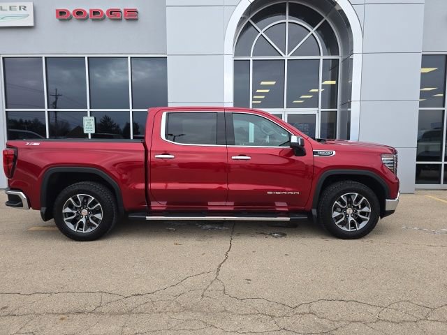 Used 2023 GMC Sierra 1500 SLT w/ SLT Premium Package image 3