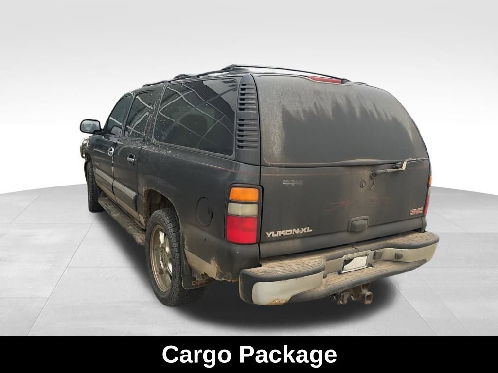 Used 2005 GMC Yukon XL SLT w/ SLT Preferred Equipment Group image 3