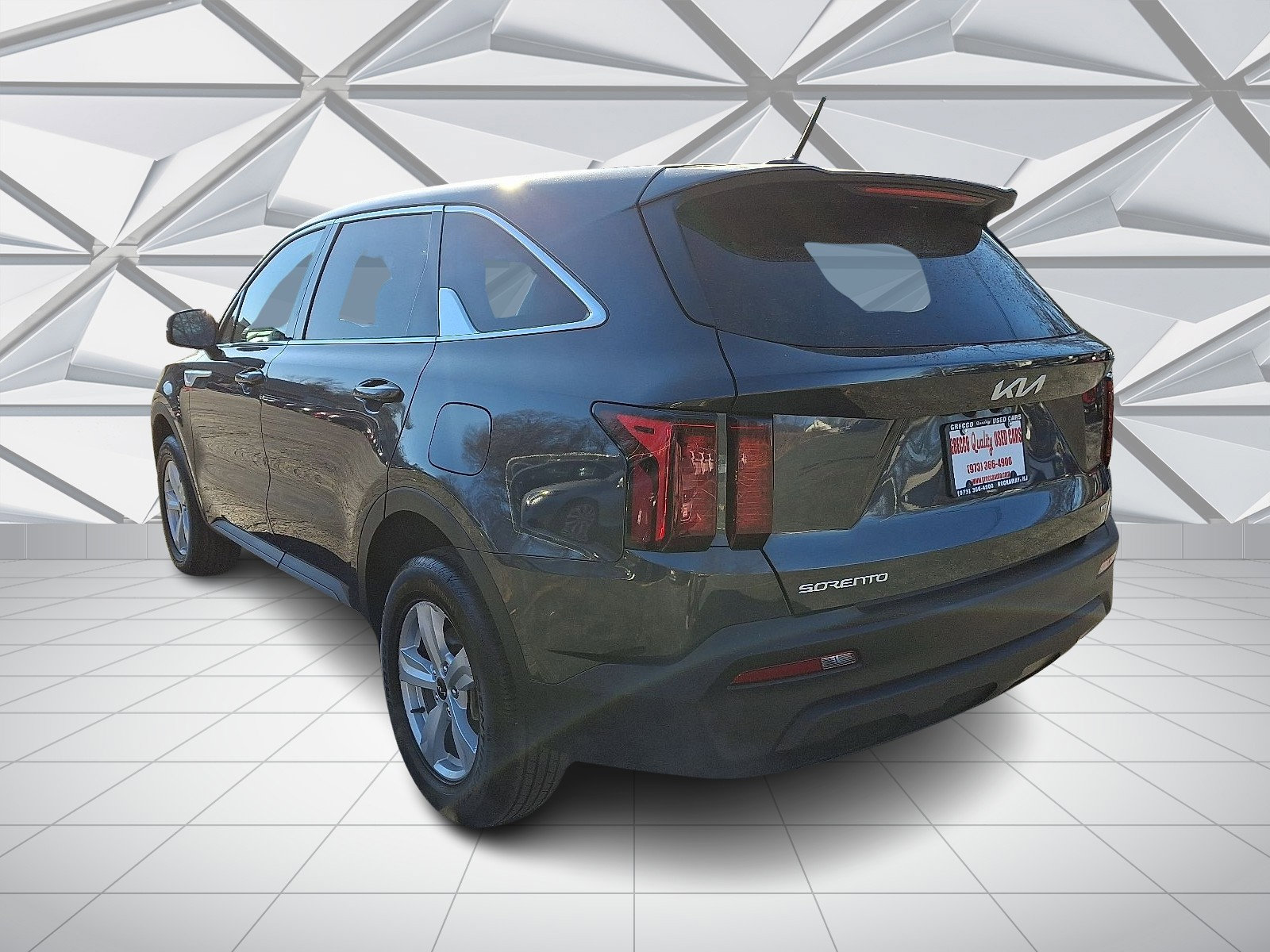 Used 2023 Kia Sorento LX image 7