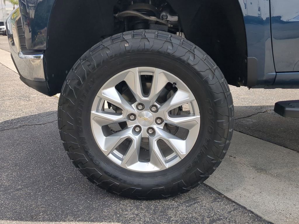Used 2020 Chevrolet Silverado 1500 LT w/ All-Star Edition image 34