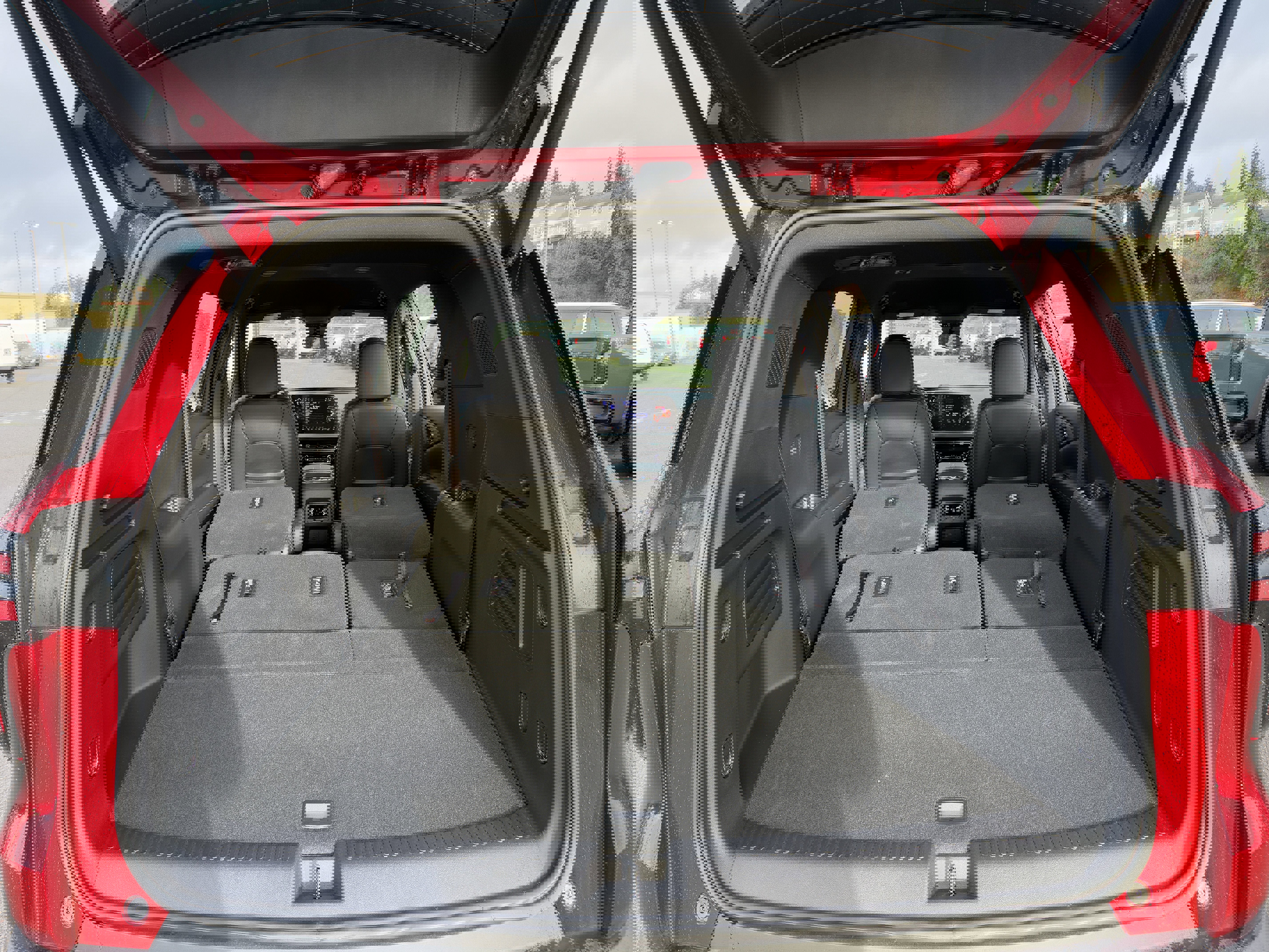 New 2025 Chevrolet Traverse LT image 32