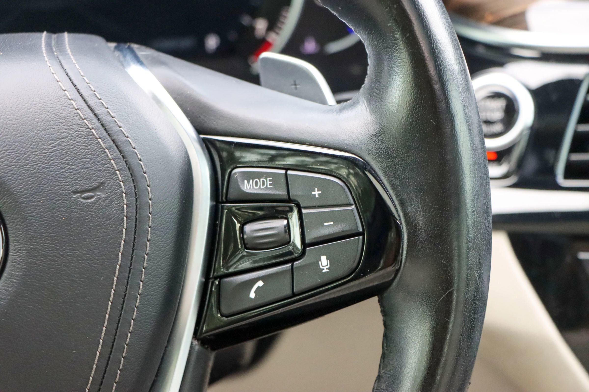 Used 2017 BMW 530i image 30