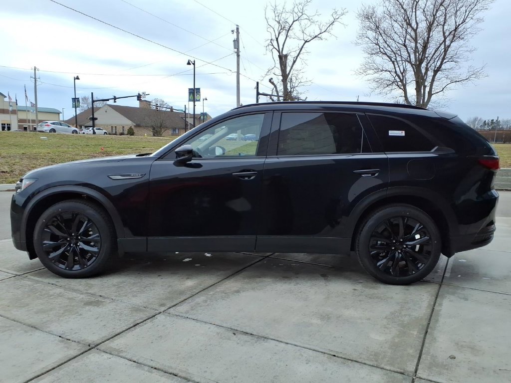 New 2026 MAZDA CX-90 Plug-In Hybrid w/Premium Sport AWD/4WD image 4
