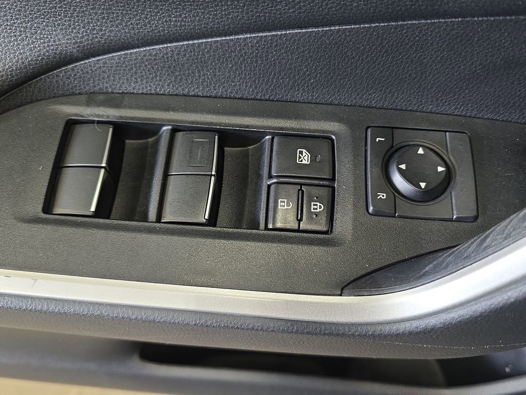 Used 2020 Toyota RAV4 XSE w/ XSE Grade Weather Package AWD/4WD image 28