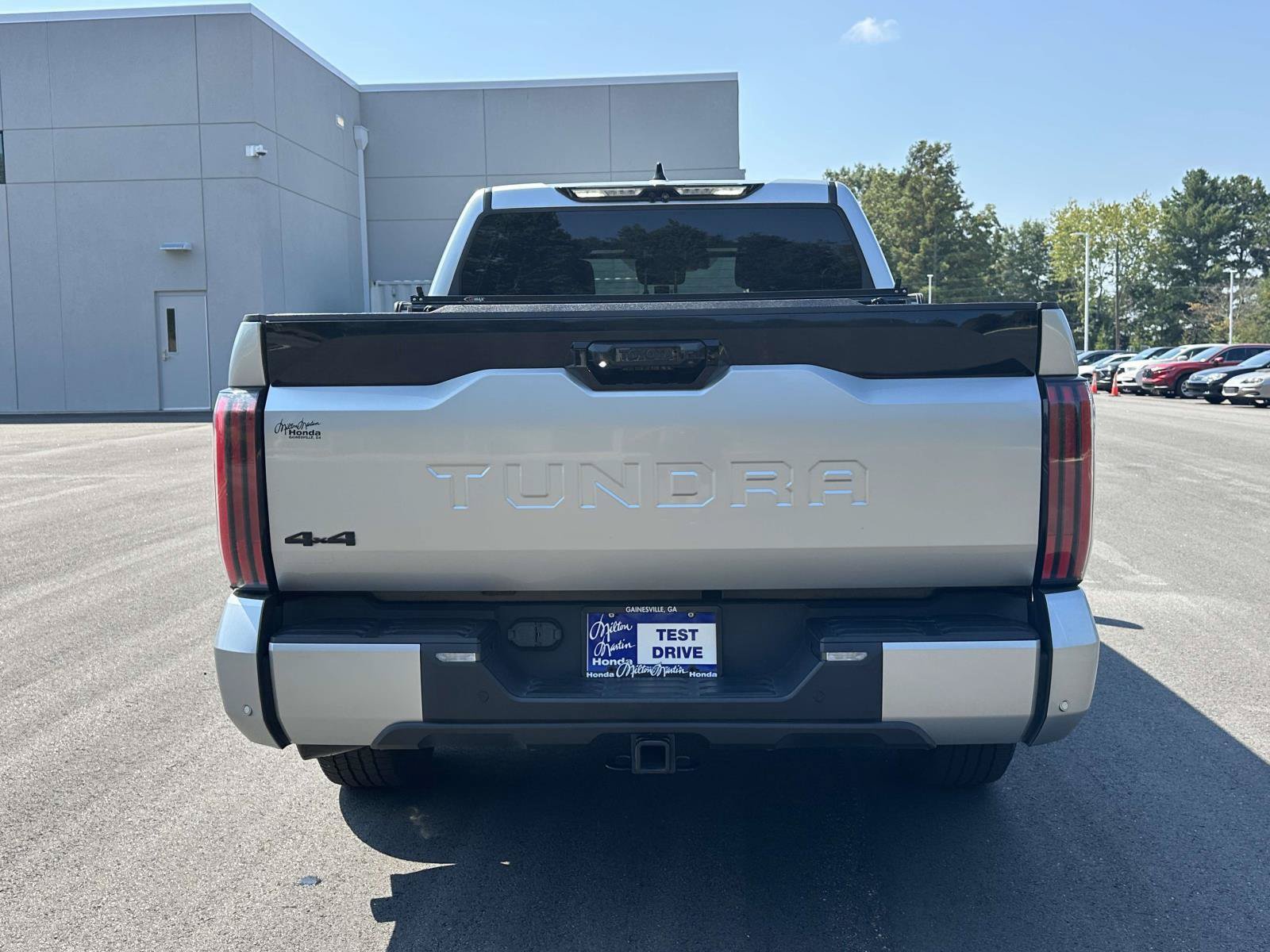 Used 2023 Toyota Tundra Platinum AWD/4WD image 25