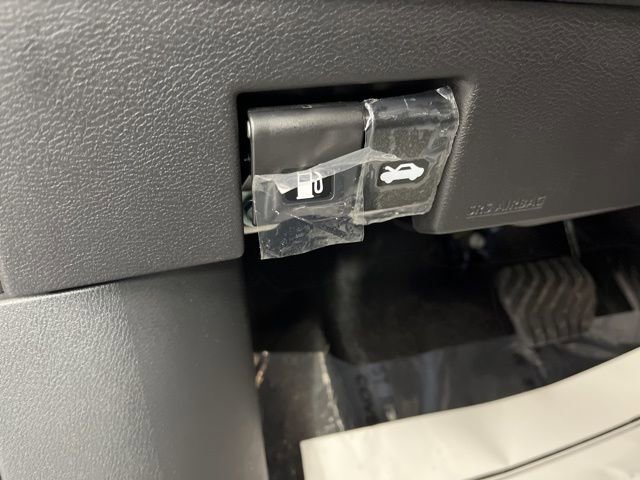 New 2025 Nissan Versa SV w/ Trunk Package image 29