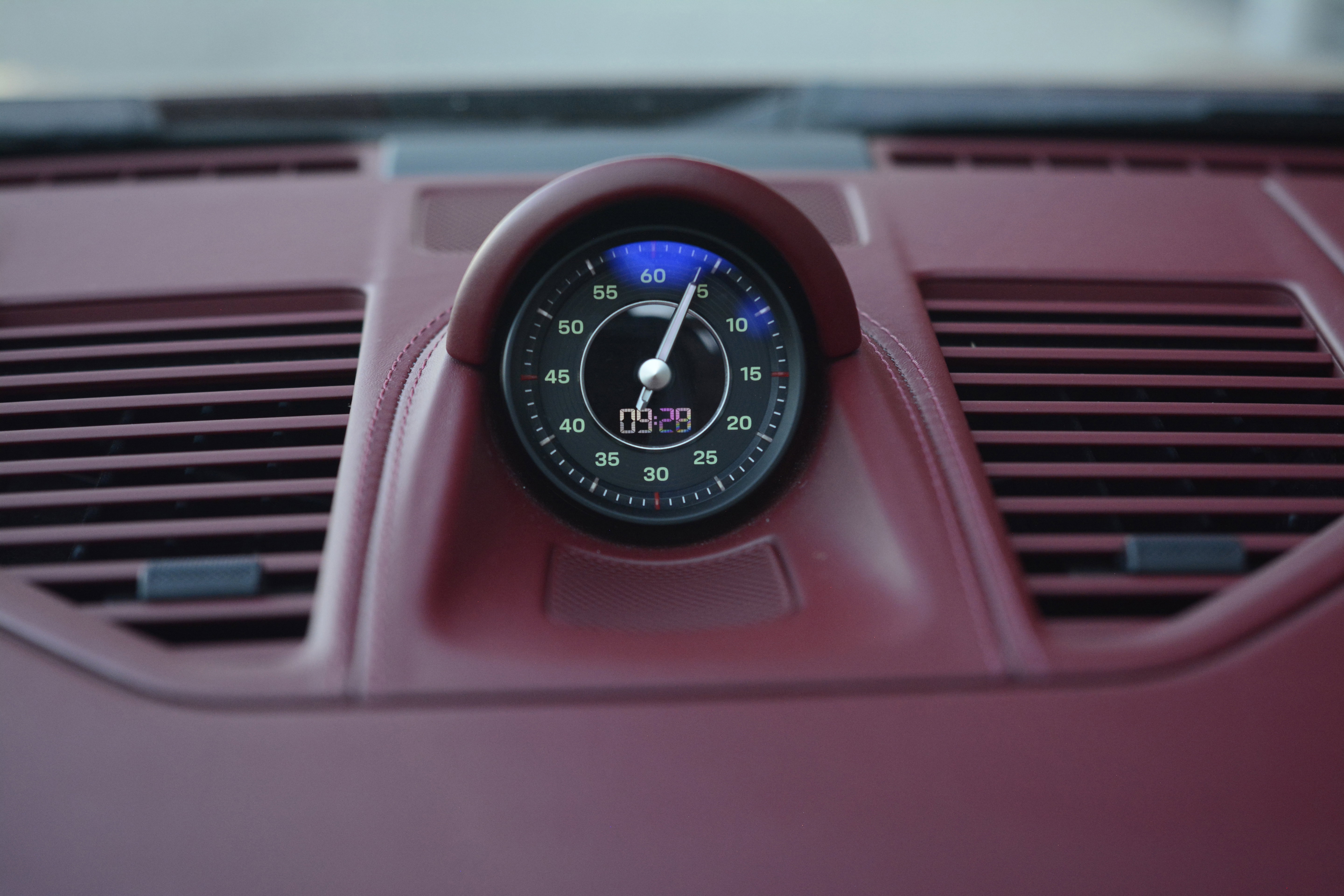 Certified 2021 Porsche 911 AWD/4WD image 23