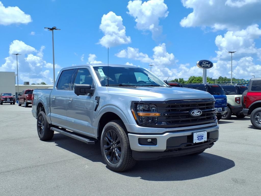 New 2026 Ford F150 XLT w/ Equipment Group 302A MID AWD/4WD image 1