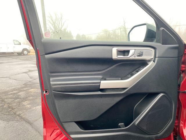 Used 2022 Ford Explorer Limited w/ Class IV Trailer Tow Package image 13