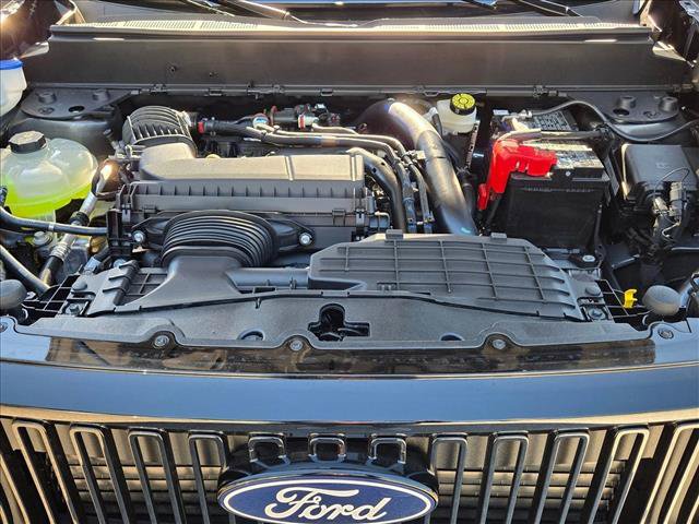 New 2026 Ford Maverick Lobo AWD/4WD image 16