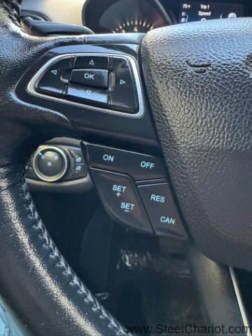 Used 2019 Ford Escape SEL image 23