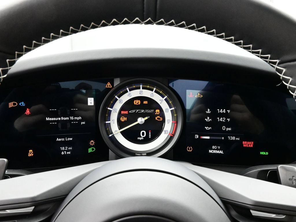 Certified 2025 Porsche 911 GT3 RS RWD image 9