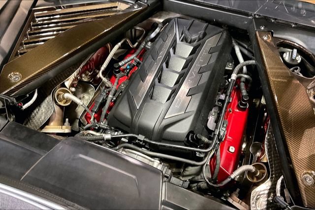 Used 2021 Chevrolet Corvette Stingray Premium Cpe w/ Z51 Performance Package RWD image 32