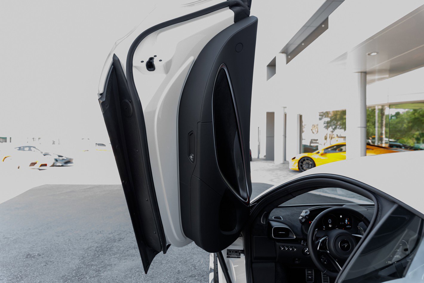 New 2026 McLaren Artura image 27