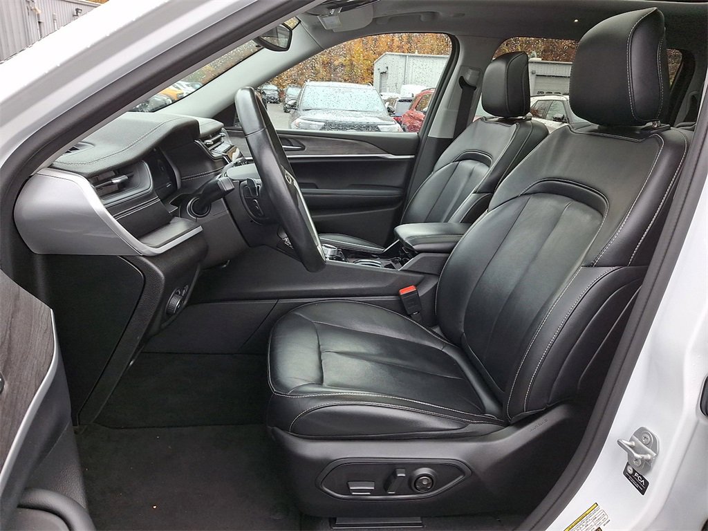 Used 2021 Jeep Grand Cherokee L Limited image 15