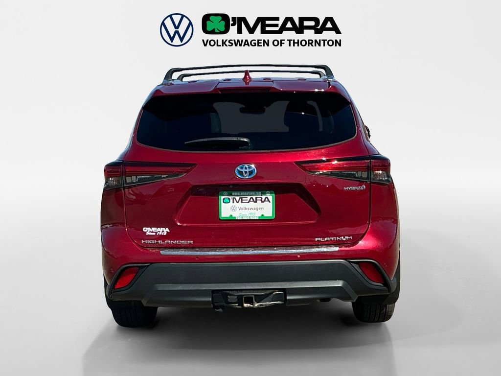 Used 2020 Toyota Highlander Platinum image 4