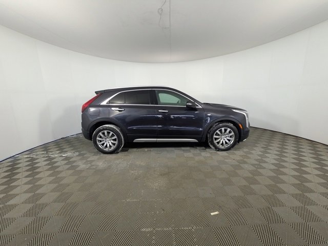 Certified 2022 Cadillac XT4 Premium Luxury w/ Enhanced Visibility Package image 2