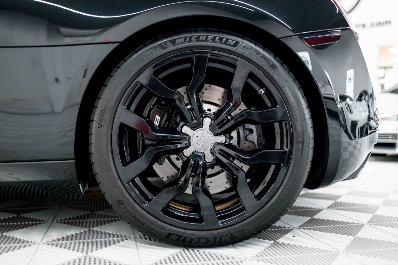 Used 2011 Audi R8 V10 AWD/4WD image 28
