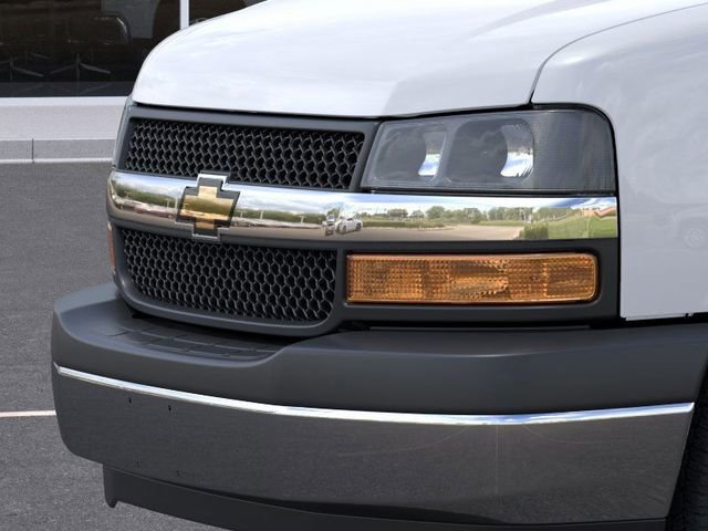 New 2025 Chevrolet Express 2500 Work Van w/ Driver Convenience Package image 13