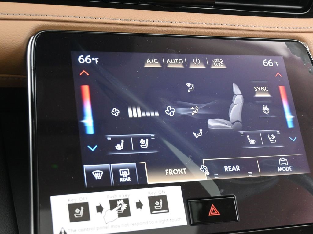 New 2026 INFINITI QX80 Luxe image 13