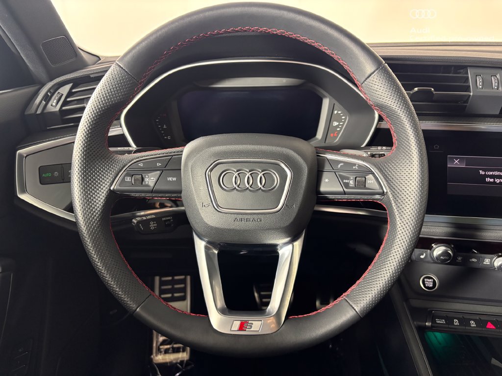 Certified 2025 Audi Q3 2.0T Premium Plus w/ Premium Plus Package AWD/4WD image 19