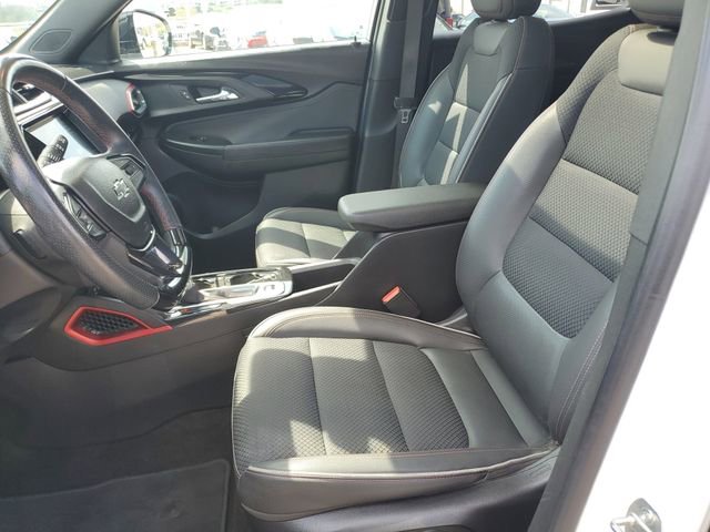 Used 2021 Chevrolet TrailBlazer RS w/ Sun and Liftgate Package AWD/4WD image 24