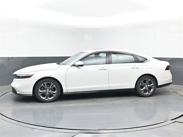 Certified 2023 Honda Accord EX image 6