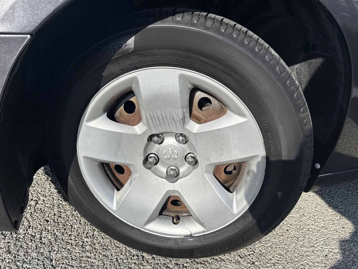 Used 2014 Dodge Charger SE RWD image 8