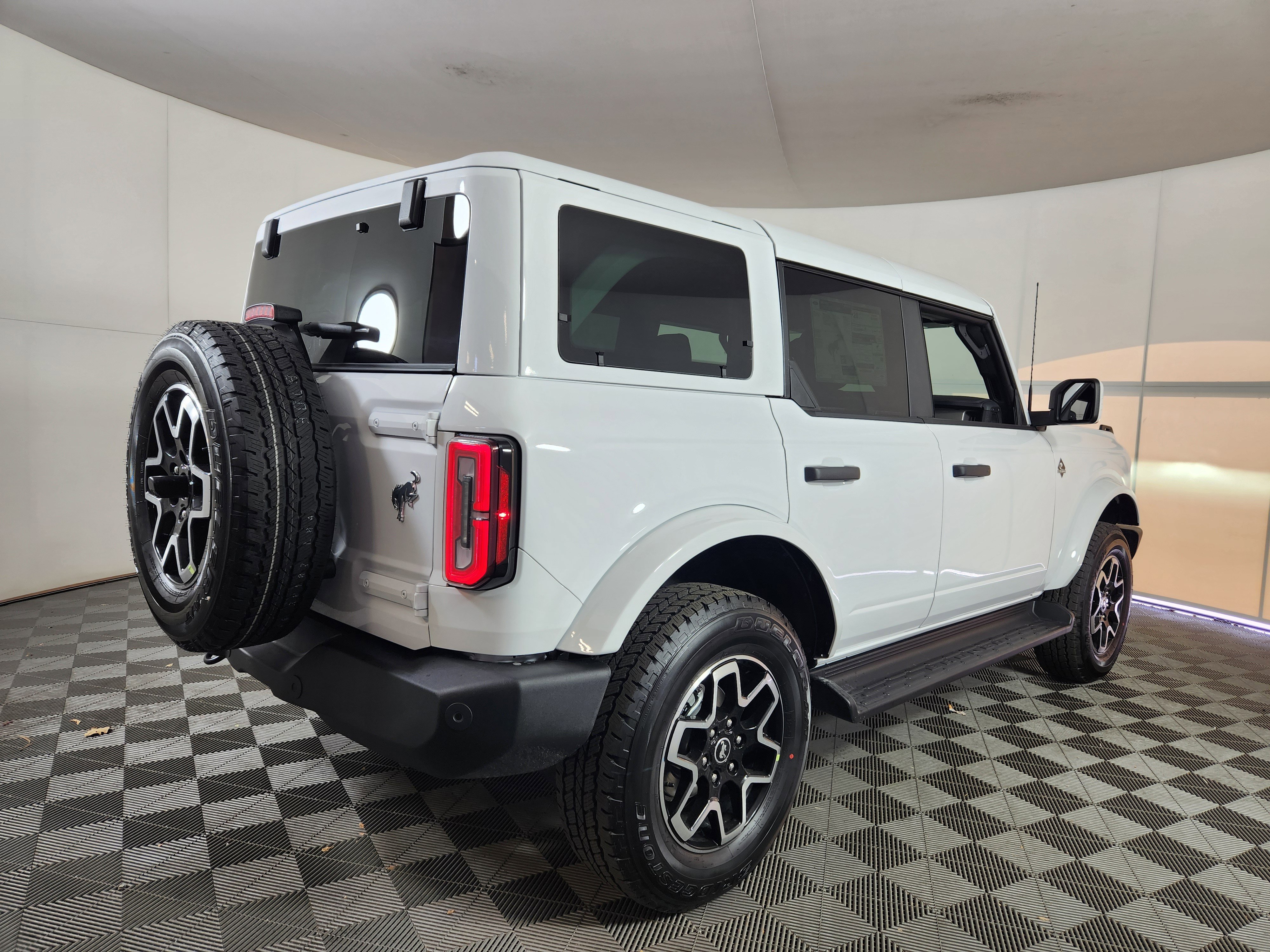 New 2026 Ford Bronco Outer Banks image 7