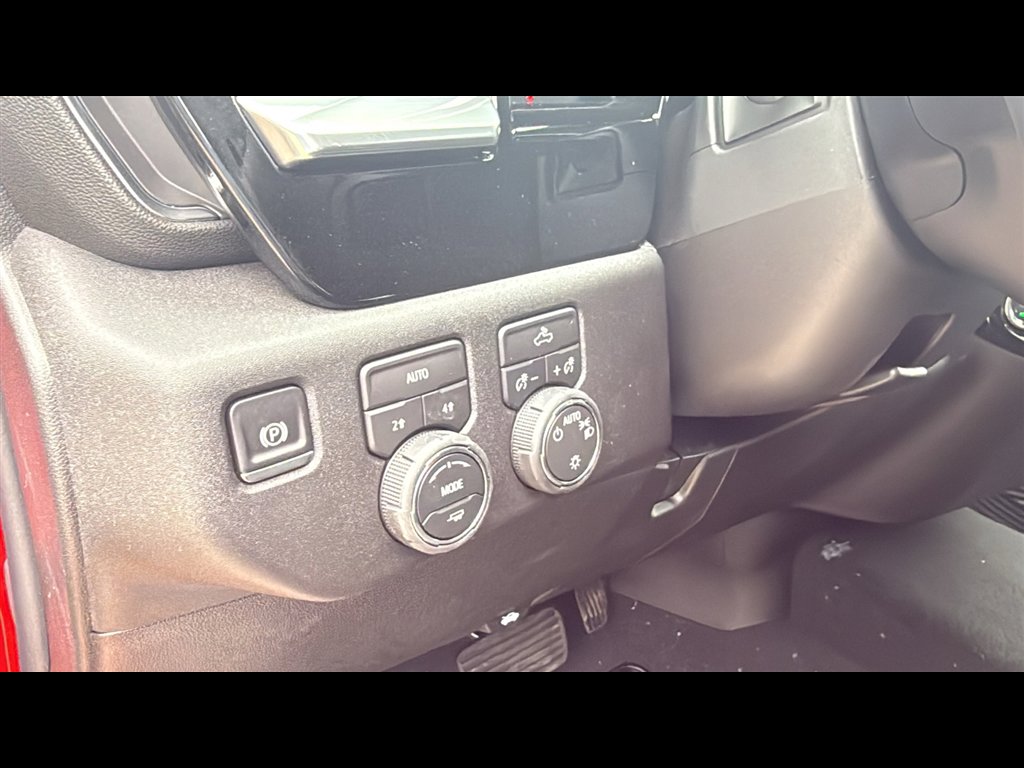 New 2026 Chevrolet Silverado 1500 LT image 21