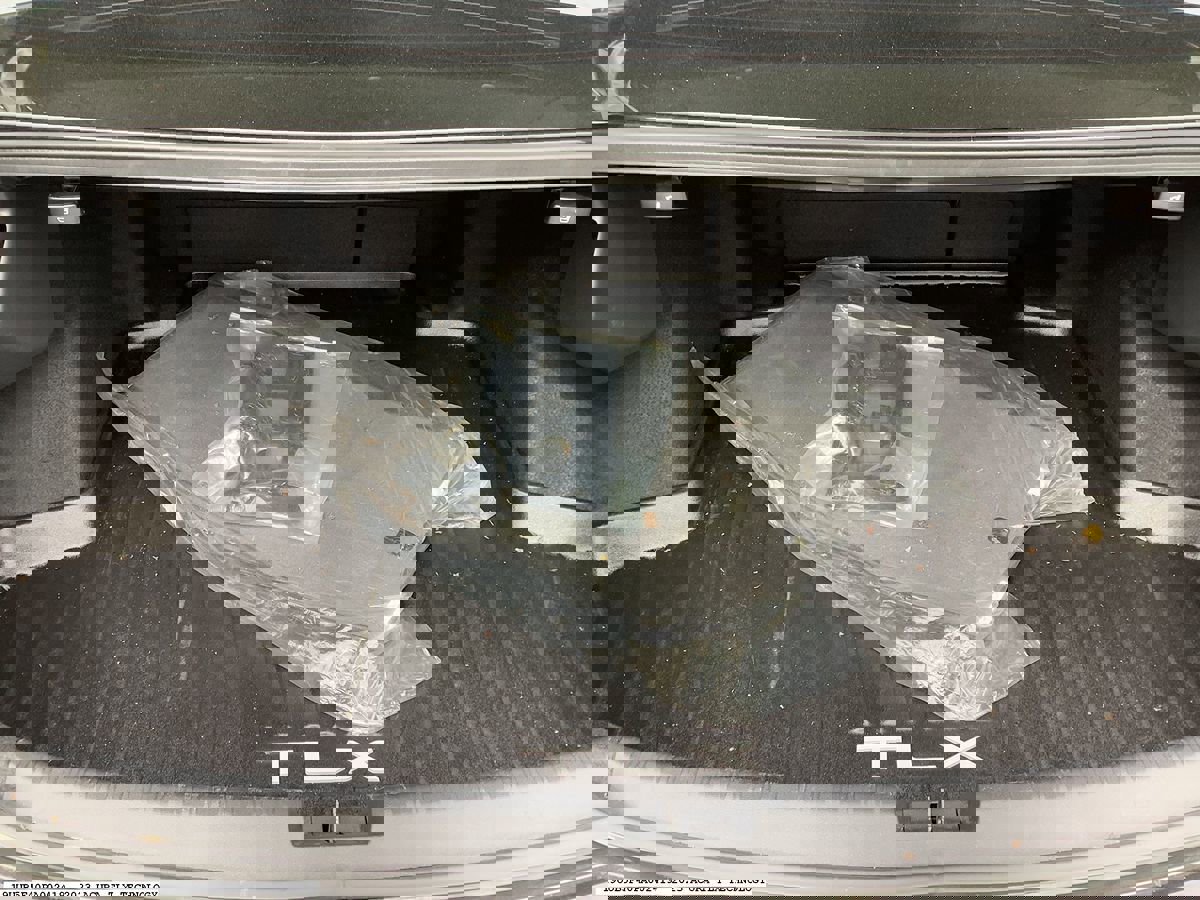 Used 2023 Acura TLX w/ Technology Package image 17