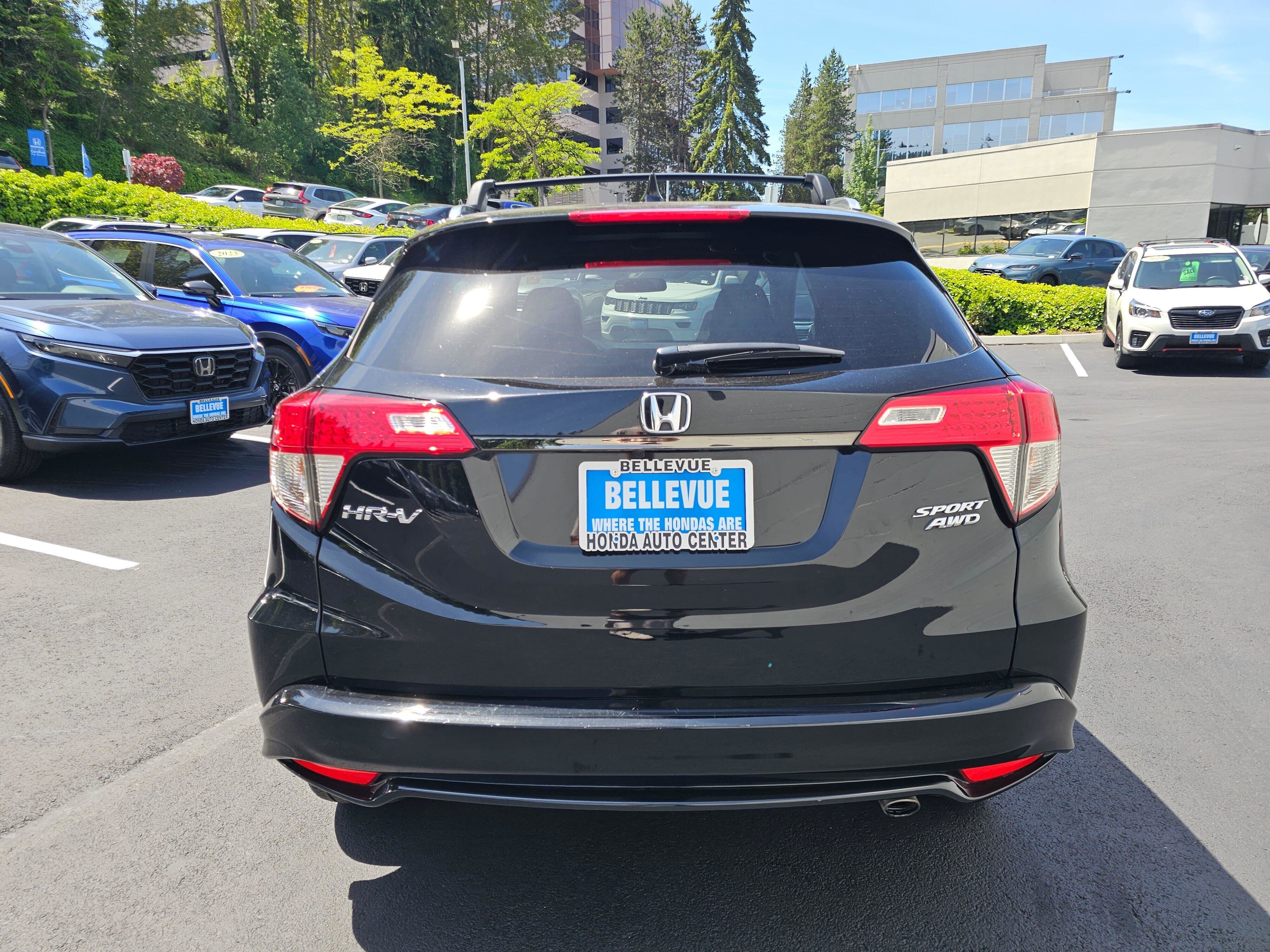 Used 2021 Honda HR-V Sport image 6