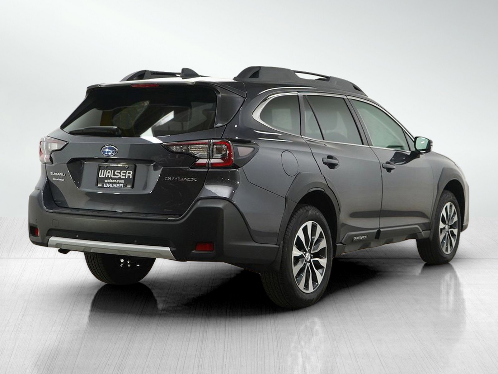 Used 2025 Subaru Outback Limited AWD/4WD image 5