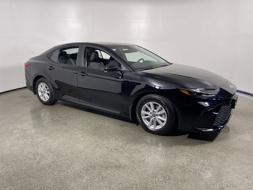 New 2026 Toyota Camry LE w/ Convenience Package