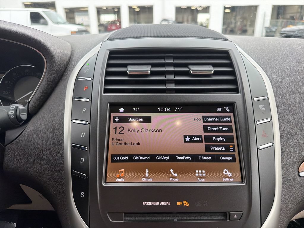 Used 2019 Lincoln MKC Select w/ MKC Climate Package AWD/4WD image 23