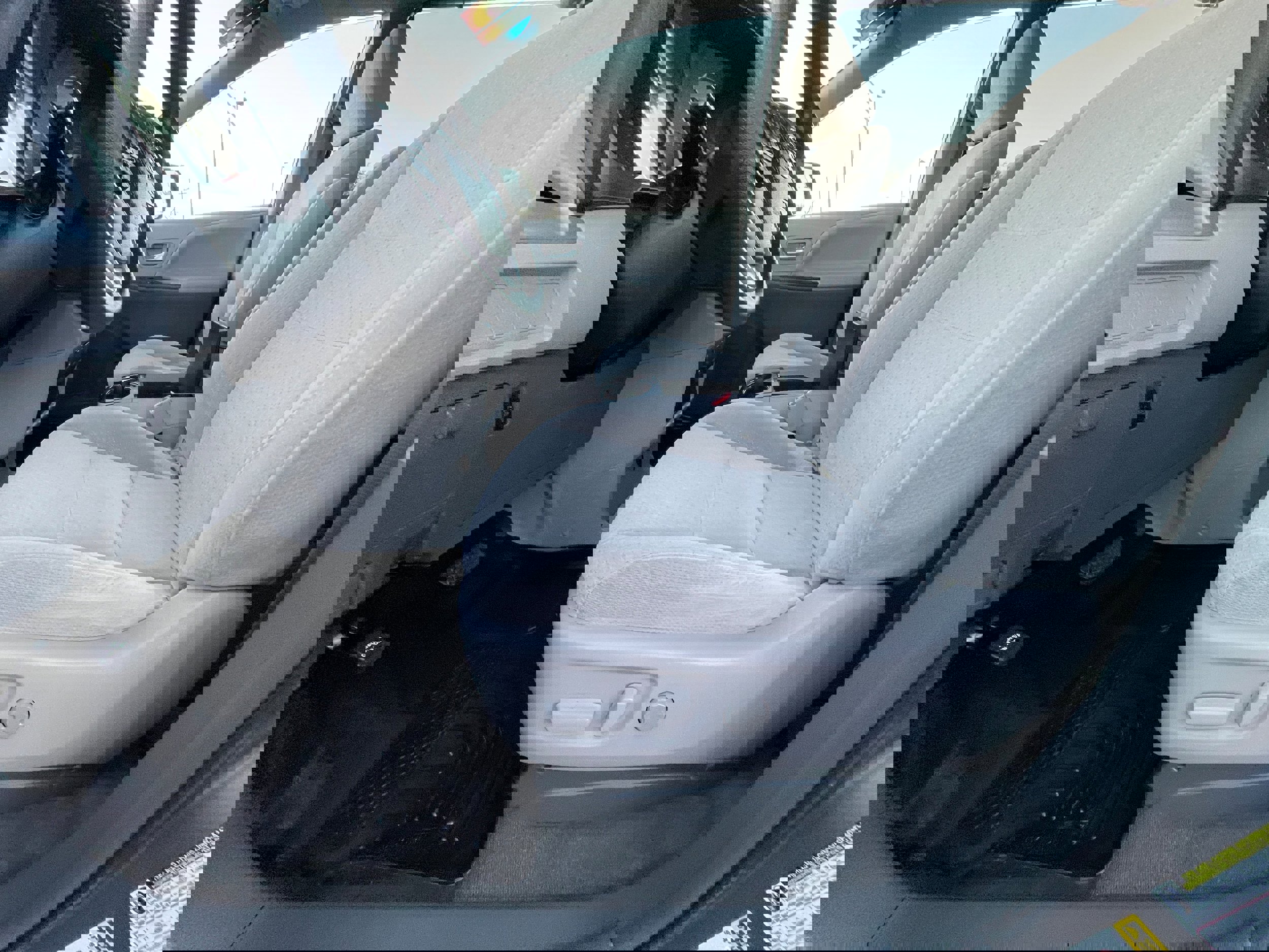 Used 2015 Toyota Sienna LE image 13