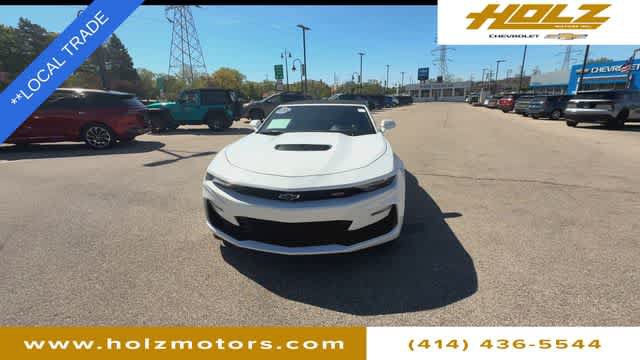 Certified 2023 Chevrolet Camaro SS RWD image 3