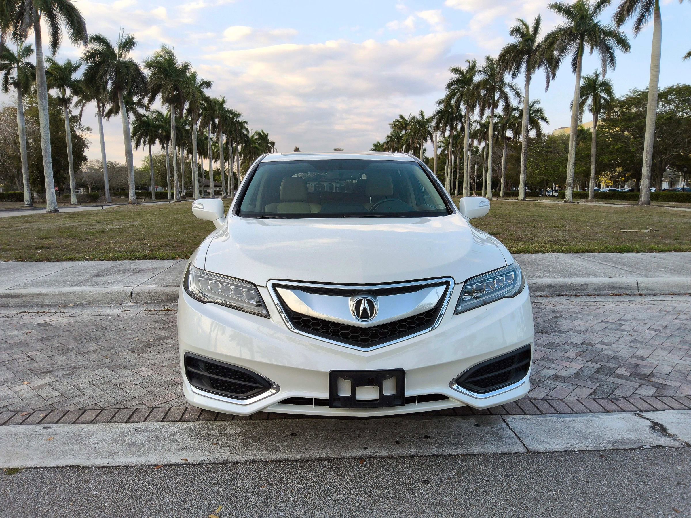 Used 2016 Acura RDX AWD w/ Technology Package image 3