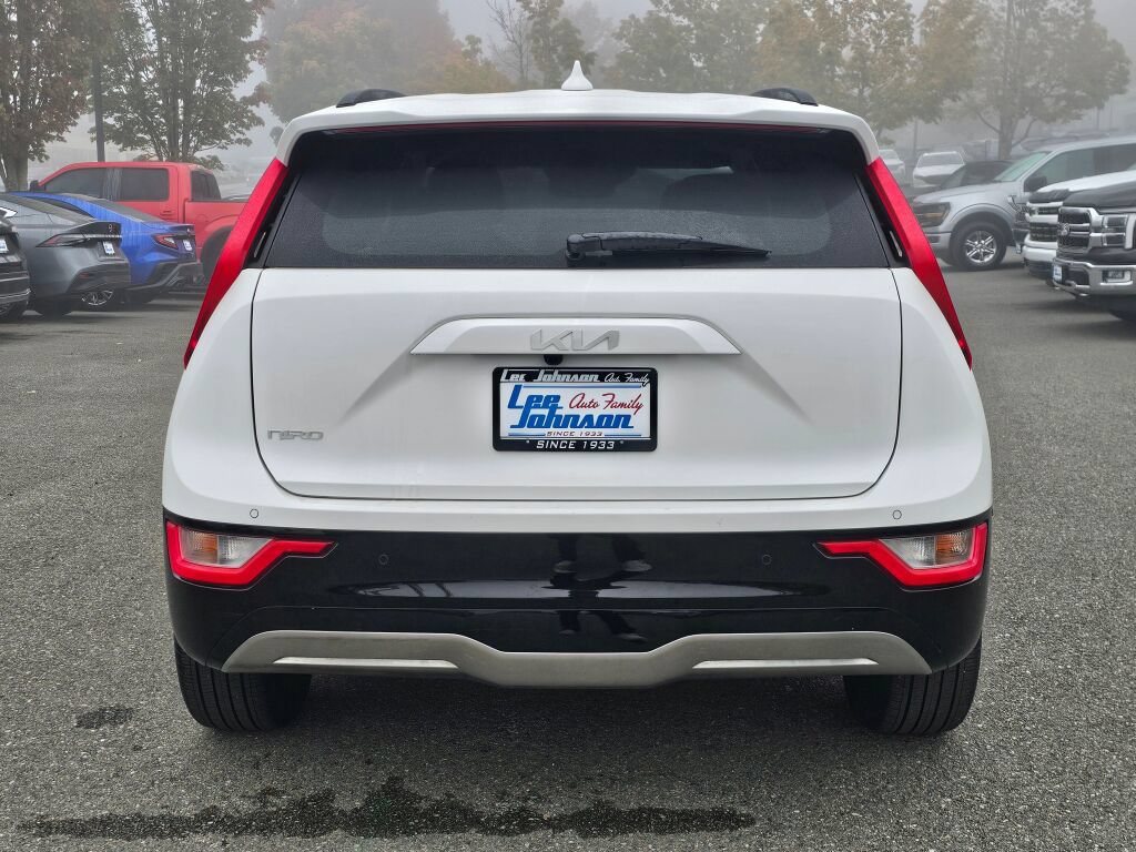 Certified 2023 Kia Niro Wind w/ Wind Preserve Package FWD image 6
