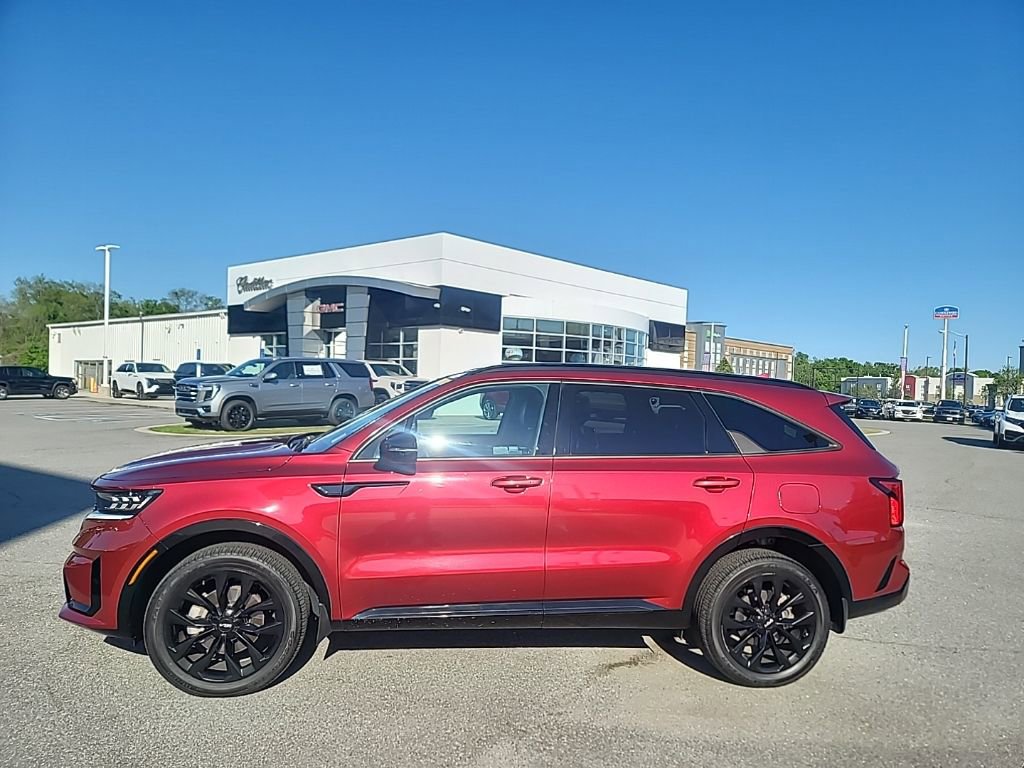 Certified 2023 Kia Sorento SX AWD/4WD image 4