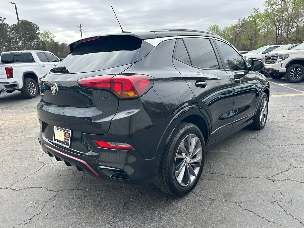 Used 2022 Buick Encore GX Select w/ Sport Touring Package image 6
