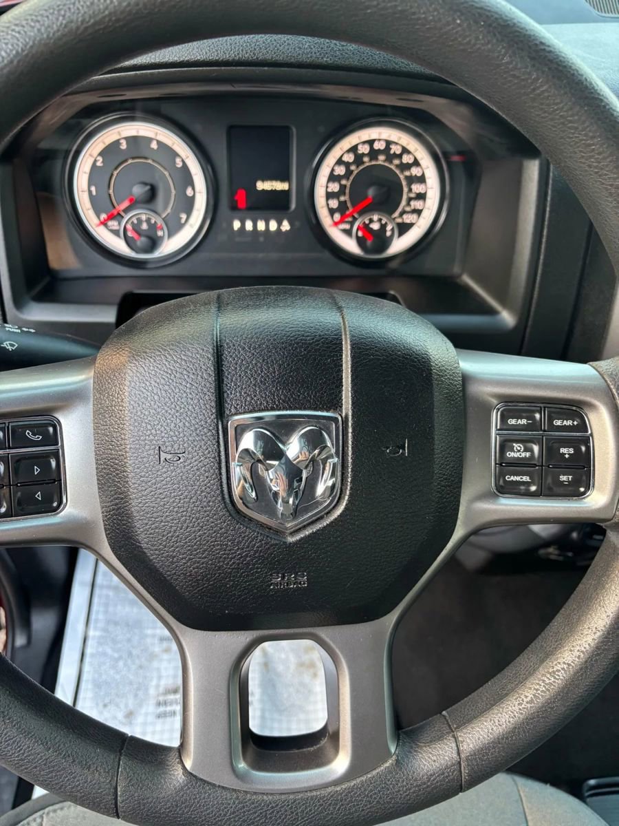 Used 2021 RAM 1500 Classic SLT AWD/4WD image 19