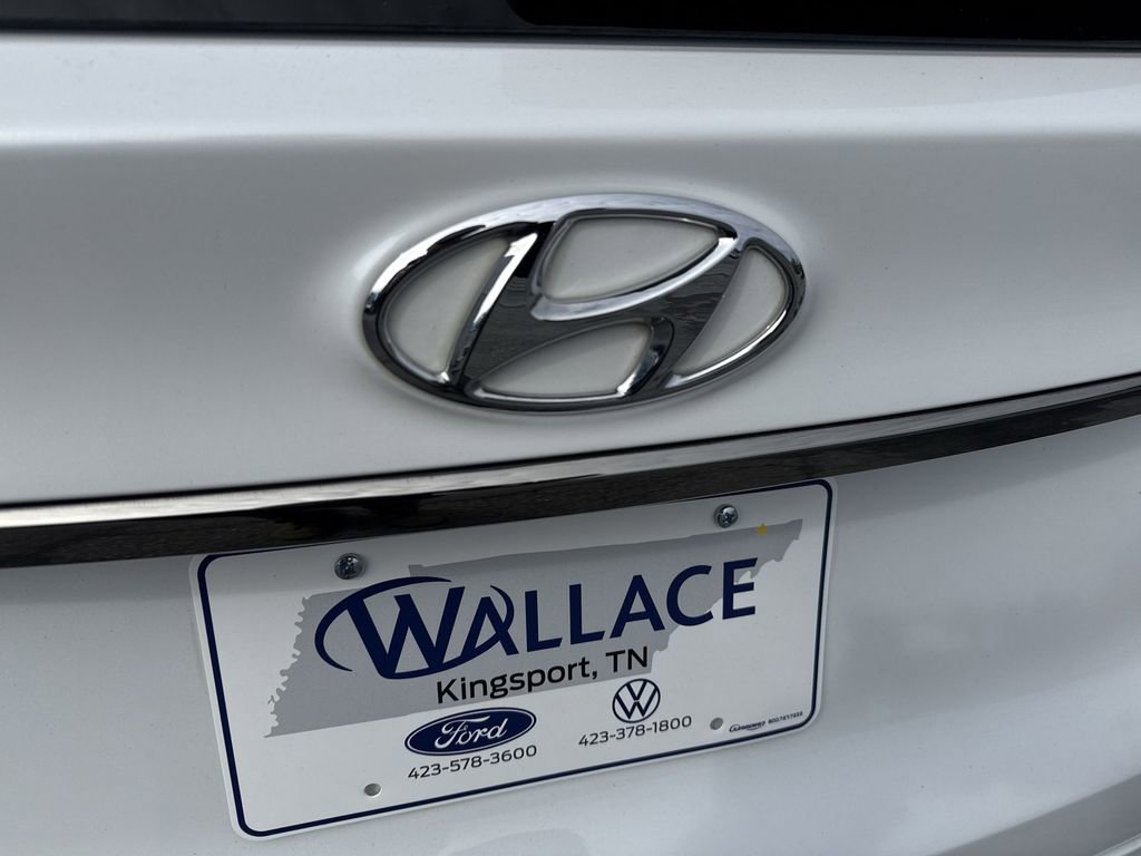 Used 2020 Hyundai Santa Fe Limited image 7