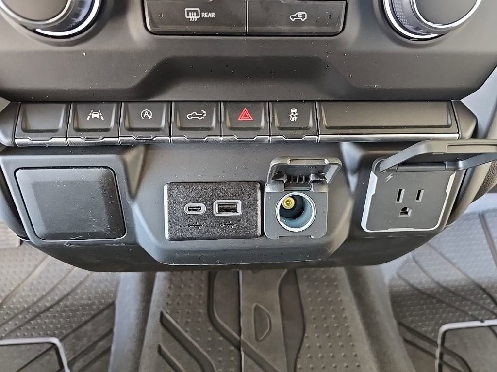 New 2026 Chevrolet Silverado 1500 Custom w/ Turbomax Blackout Package image 22