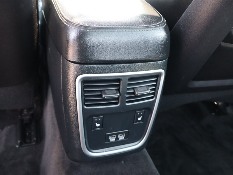 Used 2017 Dodge Charger SXT w/ Plus Group RWD image 22