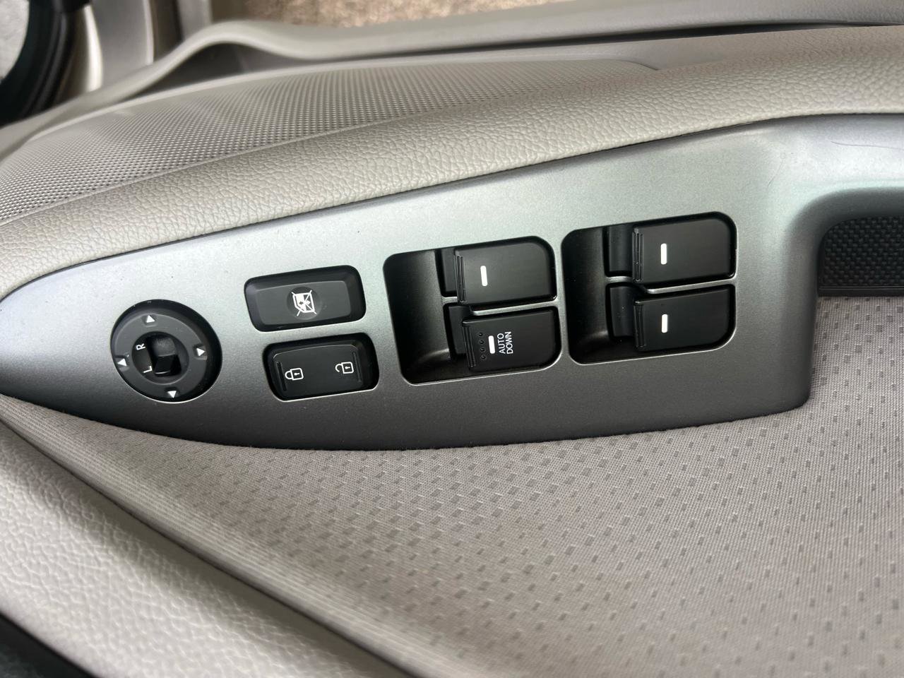Used 2014 Kia Optima LX image 17