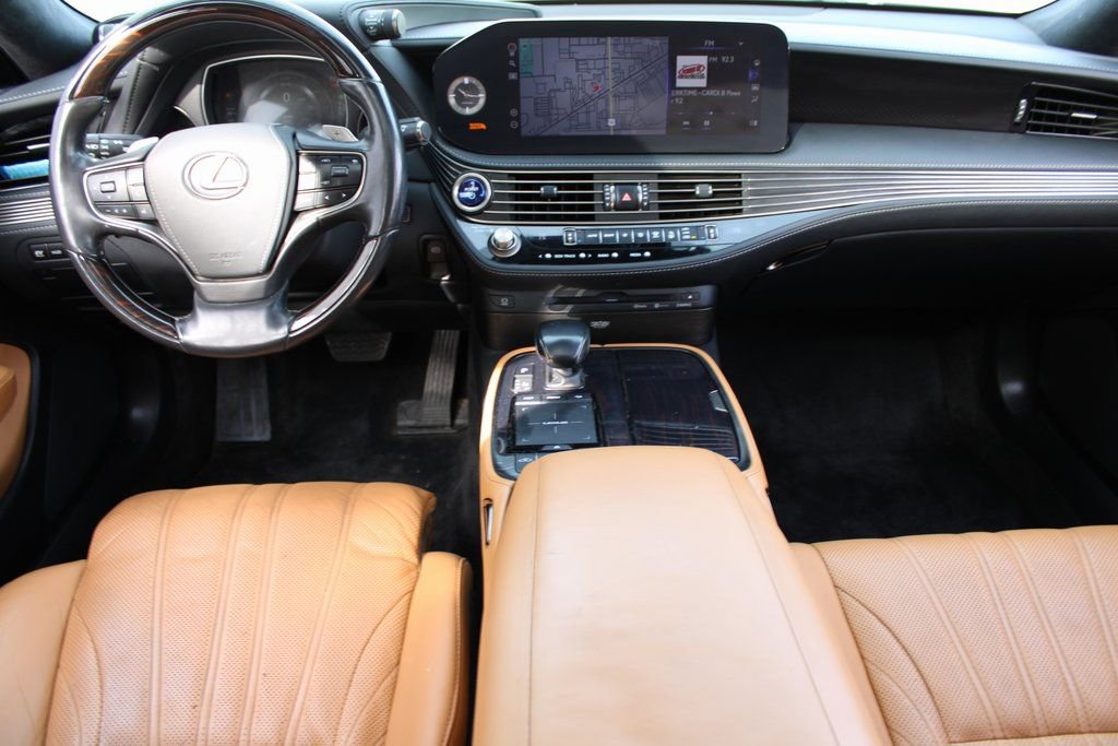 Used 2021 Lexus LS 500h image 21