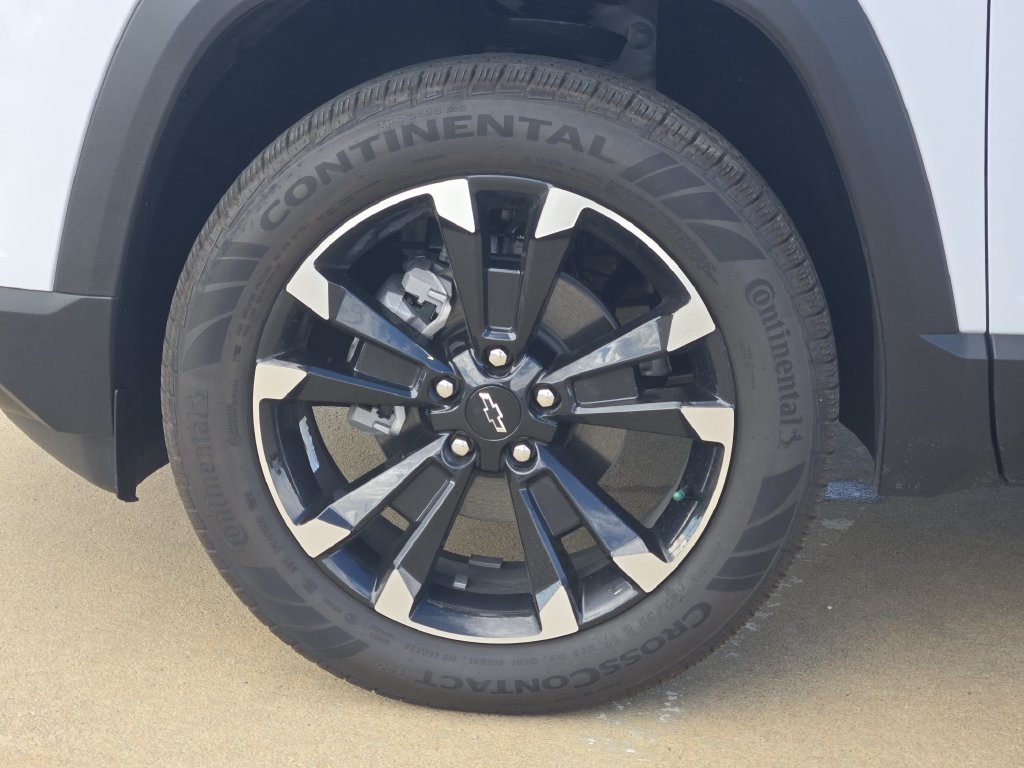 New 2027 Chevrolet Equinox RS FWD image 9